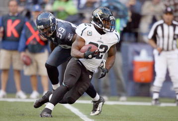 SEATTLE - OCTOBER 11:  Maurice Jones -Drew #32 of the Jacksonville Jaguars carries the ball during the game against the Seattle Seahawks on October 11, 2009 at Qwest Field in Seattle, Washington. The Seahawks defeated the Jaguars 41-0. (Photo by Otto Greule Jr/Getty Images)    