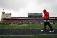 EVANSTON, IL - NOVEMBER 08: Head Coach Jim Tressel of the Ohio State Buckeyes coaches against the Northwestern Wildcats at Ryan Stadium on November 8, 2008 in Evanston, Illinois (Photo by Jonathan Ferrey/Getty Images)