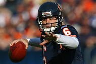 CHICAGO - NOVEMBER 08: Jay Cutler #6 of the Chicago Bears throws a pass against the Arizona Cardinals at Soldier Field on November 8, 2009 in Chicago, Illinois. The Cardinals defeated the Bears 41-21. (Photo by Jonathan Daniel/Getty Images)