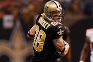 NEW ORLEANS - NOVEMBER 02:  Jeremy Shockey #88 of the New Orleans Saints runs against the Atlanta Falcons at Louisana Superdome on November 2, 2009 in New Orleans, Louisiana.  (Photo by Chris Graythen/Getty Images)
