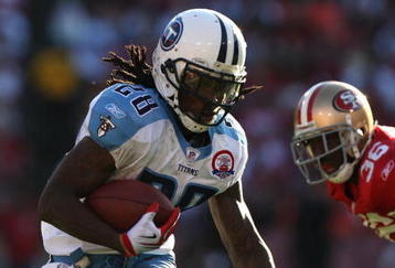 SAN FRANCISCO - NOVEMBER 08:  Chris Johnson #28 of the Tennessee Titans runs against Shawntae Spencer #36 of the San Francisco 49ers during an NFL game on November 8, 2009 at Candlestick Park in San Francisco, California.  (Photo by Jed Jacobsohn/Getty Images)