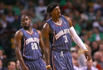 BOSTON, MA - OCTOBER 28:  Raymond Felton #20 and Gerald Wallace #3 of the Charlotte Bobcats react during a game with the Boston Celtics at the TD Banknorth Garden on October 28, 2009 in Boston, Massachusetts. NOTE TO USER: User expressly acknowledges and agrees that, by downloading and/or using this Photograph, user is consenting to the terms and conditions of the Getty Images License Agreement. (Photo by Jim Rogash/Getty Images)
