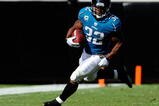 JACKSONVILLE, FL - OCTOBER 18:  Maurice Jones-Drew #32 of the Jacksonville Jaguars runs during the game against the St. Louis Rams at Jacksonville Municipal Stadium on October 18, 2009 in Jacksonville, Florida.  (Photo by Sam Greenwood/Getty Images)