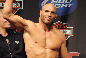 PORTLAND, OR - AUGUST 28: UFC heavyweight fighter Randy Couture weighs in at the UFC 102: Couture vs. Nogueira Weigh-In at the Rose Garden Arena on August 28, 2009 in Portland, Oregon. (Photo by Jon Kopaloff/Getty Images)