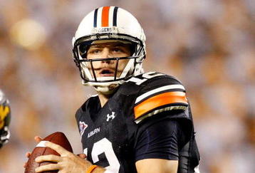 AUBURN, AL - SEPTEMBER 19:  Quarterback Chris Todd #12 of the Auburn Tigers against the West Virginia Mountaineers at Jordan-Hare Stadium on September 19, 2009 in Auburn, Alabama.  (Photo by Kevin C. Cox/Getty Images)