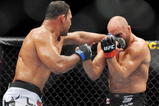 PORTLAND, OR - AUGUST 29:  UFC fighter Antonio Nogueira (L) battles UFC fighter Randy Couture (R) during their Heavyweight bout at UFC 102:  Couture vs. Nogueira at the Rose Garden Arena on August 29, 2009 in Portland, Oregon.  (Photo by Jon Kopaloff/Getty Images)