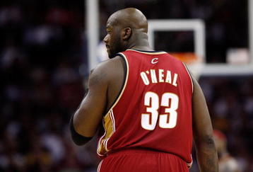 CLEVELAND - OCTOBER 27:  Shaquille O'Neal #33 of the Cleveland Cavaliers looks back during the game against the Boston Celtics on October 27, 2009 at Quicken Loans Arena in Cleveland, Ohio.  The Celtics won 95-89.  NOTE TO USER: User expressly acknowledges and agrees that, by downloading and or using this photograph, User is consenting to the terms and conditions of the Getty Images License Agreement. (Photo by Gregory Shamus/Getty Images)