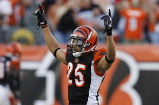 CINCINNATI - NOVEMBER 8: Morgan Trent #25 of the Cincinnati Bengals celebrates at midfield defeating the Baltimore Ravens 17-7 at Paul Brown Stadium on November 8, 2009 in Cincinnati, Ohio.  (Photo by John Sommers II/Getty Images)