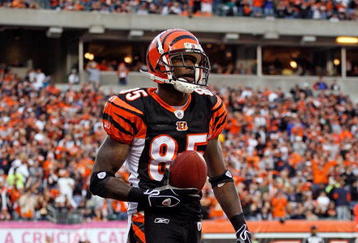 CINCINNATI - OCTOBER 25:  Chad Ochocinco #85 of the Cincinnati Bengals scores a touchdown during the NFL game against the Chicago Bears at Paul Brown Stadium on October 25, 2009 in Cincinnati, Ohio.  The Bengals won 45-10.  (Photo by Andy Lyons/Getty Images)