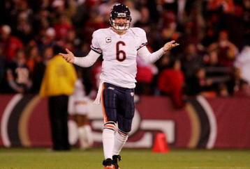 SAN FRANCISCO - NOVEMBER 12: Quarterback Jay Cutler #6 of the Chicago Bears reacts in the second half against the San Francisco 49ers at Candlestick Park on November 12, 2009 in San Francisco, California.  (Photo by Ezra Shaw/Getty Images)