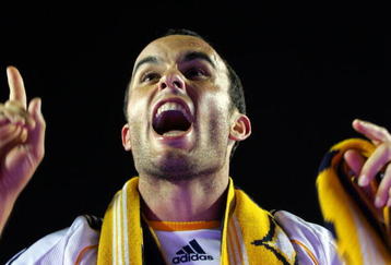 CARSON, CA - NOVEMBER 13:  Landon Donovan #10 of the Los Angeles Galaxy celebrates after the Galaxy defeated the Houston Dynamo in the MLS Western Conference Championship match 2-0 at The Home Depot Center on November 13, 2009 in Carson, California.  (Photo by Victor Decolongon/Getty Images)