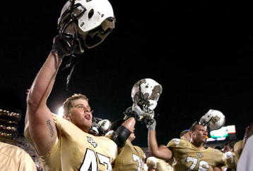 ORLANDO, FL - OCTOBER 20: Linebacker T. J. Harnden #47 of the University of Central Florida Golden Knights celebrates after play against the Tulsa Golden Hurricane at Bright House Stadium on October 20, 2007 in Orlando, Florida.  UCF won 44 - 23. (Photo by Al Messerschmidt/Getty Images)