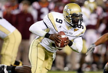 ATLANTA - OCTOBER 17:  Quarterback Josh Nesbitt #9 of the Georgia Tech Yellow Jackets against the Virginia Tech Hokies at Bobby Dodd Stadium on October 17, 2009 in Atlanta, Georgia.  (Photo by Kevin C. Cox/Getty Images)