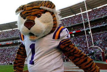 TUSCALOOSA, AL - NOVEMBER 07:  The mascot of the Louisiana State University Tigers cheers against the Alabama Crimson Tide at Bryant-Denny Stadium on November 7, 2009 in Tuscaloosa, Alabama.  (Photo by Kevin C. Cox/Getty Images)