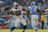 NASHVILLE, TN - NOVEMBER 15:  Fred Jackson #22 of the Buffalo Bills throws for the touchdown under pressure from Chris Hope #24 of the Tennessee Titans in their NFL game at LP Field on November 15, 2009 in Nashville, Tennessee.    (Photo by John Sommers II/Getty Images)