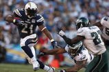 SAN DIEGO, CA - NOVEMBER 15:  Runningback LaDainian Tomlinson #21 of the San DIego Chargers runs for a gain during the game against the Philadelphia Eagles on November 15, 2009 at Qualcomm Stadium in San Diego, California. Chargers won 31-23. (Photo by Donald Miralle/Getty Images