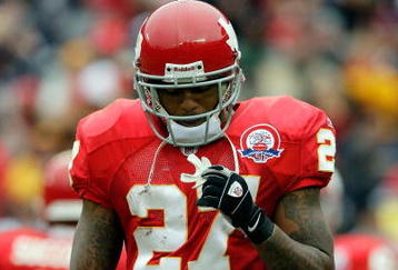 KANSAS CITY, MO - OCTOBER 11:  Running back Larry Johnson #27 of the Kansas City Chiefs walks off the field during the game against the Dallas Cowboys on October 11, 2009 at Arrowhead Stadium in Kansas City, Missouri.  (Photo by Jamie Squire/Getty Images)