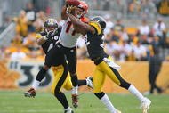 PITTSBURGH - NOVEMBER 15:  Troy Polamalu #43 and William Gay #22  of the Pittsburgh Steelers break up a pass intended for Laveranues Coles #11 of the Cincinnati Bengals  at Heinz Field on November 15, 2009 in Pittsburgh, Pennsylvania.  (Photo by Rick Stewart/Getty Images)