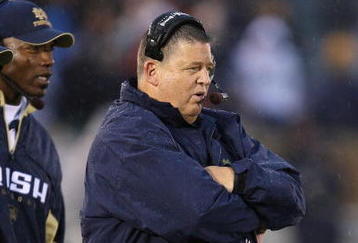 SOUTH BEND, IN - OCTOBER 03: Head coach Charlie Weis of the Notre Dame Fighting Irish watches as his team takes on the Washington Huskies on October 3, 2009 at Notre Dame Stadium in South Bend, Indiana.  Notre Dame defeated Washington 37-30 in overtime. (Photo by Jonathan Daniel/Getty Images)