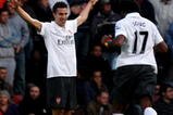 LONDON, ENGLAND - OCTOBER 25:  Robin van Persie of Arsenal celebrates after he scored the first goal during the Barclays Premier League match between West Ham United and Arsenal at Boleyn Ground on October 25, 2009 in London, England.  (Photo by Clive Rose/Getty Images)