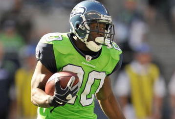 SEATTLE - SEPTEMBER 27: Justin Forsett #20 of the Seattle Seahawks carries the ball during the game against the Chicago Bears on September 27, 2009 at Qwest Field in Seattle, Washington. The Bears defeated the Seahawks 25-19. (Photo by Otto Greule Jr/Getty Images)  
