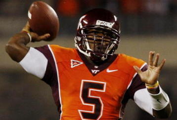 BLACKSBURG, VA - OCTOBER 29:  Quarterback Tyrod Taylor #5 of the Virginia Tech University Hokies throws the ball against the North Carolina Tar Heels during the first quarter of the game at Lane Stadium on October 29, 2009 in Blacksburg, Virginia.  (Photo by Scott Halleran/Getty Images)