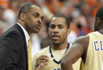 ATLANTA - MARCH 12:  Head coach Paul Hewitt of the Georgia Tech Yellow Jackets coaches Maurice Miller #3 and Lewis Clinch #0 against the Clemson Tigers during day one of the 2009 ACC Men's Basketball Tournament on March 12, 2009 at the Georgia Dome in Atlanta, Georgia.  (Photo by Kevin C. Cox/Getty Images)
