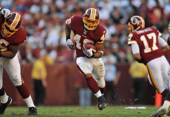 LANDOVER, MD - NOVEMBER 15:  Ladell Betts #46 of the Washington Redskins runs the ball against the Denver Broncos at FedExField on November 15, 2009 in Landover, Maryland. The Redskins won 27-17. (Photo by Larry French/Getty Images)