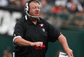 OAKLAND, CA - OCTOBER 18:  Head coach Tom Cable of the Oakland Raiders looks on against the Philadelphia Eagles during an NFL game at the Oakland-Alameda County Coliseum on October 18, 2009 in Oakland, California.  (Photo by Jed Jacobsohn/Getty Images)