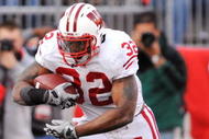 COLUMBUS, OH - OCTOBER 10:  Running back John Clay #32 of the Wisconsin Badgers runs with the ball against the Ohio State Buckeyes at Ohio Stadium on October 10, 2009 in Columbus, Ohio.  (Photo by Jamie Sabau/Getty Images)