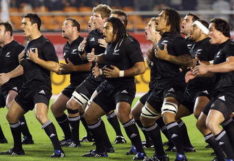TOKYO - OCTOBER 31:  All Blacks perform the Haka before the 2009 Bledisloe Cup match between the New Zealand All Blacks and the Australian Wallabies at the National Stadium on October 31, 2009 in Tokyo, Japan.  (Photo by Junko Kimura/Getty Images)