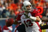CHICAGO - NOVEMBER 08: Kurt Warner #13 of the Arizona Cardinals throws a apss against the Chicago Bears at Soldier Field on November 8, 2009 in Chicago, Illinois. The Cardinals defeated the Bears 41-21.  (Photo by Jonathan Daniel/Getty Images)