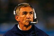 SAN DIEGO - DECEMBER 28:  Head coach Mike Shanahan of the Denver Broncos walks the sidelines during the NFL game against the San Diego Chargers at Qualcomm Stadium on December 28, 2008 in San Diego, California.  The Chargers defeated the Broncos 52--21.  (Photo by Jeff Gross/Getty Images)