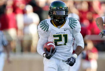 PALO ALTO, CA - NOVEMBER 07:  LaMichael James #21 of the Oregon Ducks in action during their game against the Stanford Cardinal at Stanford Stadium on November 7, 2009 in Palo Alto, California.  (Photo by Ezra Shaw/Getty Images)