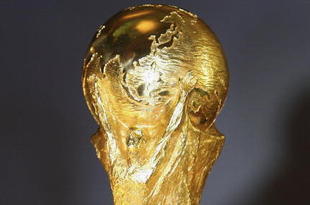CAPE TOWN, SOUTH AFRICA - NOVEMBER 22:  The World Cup Trophy is pictured at a photocall during the FIFA Delegation World Cup Trophy tour on November 22, 2005 in Cape Town, South Africa.  The 2010 World Cup tournament is to be held in South Africa.  (Photo by Touchline/Getty Images)