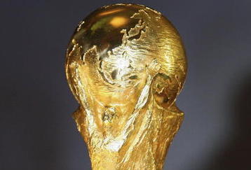 CAPE TOWN, SOUTH AFRICA - NOVEMBER 22:  The World Cup Trophy is pictured at a photocall during the FIFA Delegation World Cup Trophy tour on November 22, 2005 in Cape Town, South Africa.  The 2010 World Cup tournament is to be held in South Africa.  (Photo by Touchline/Getty Images)