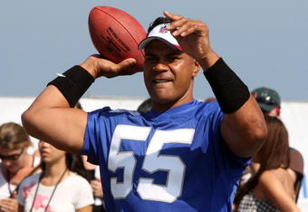 MALIBU, CA - JULY 24:Athlete Junior Seau takes part in the Madden NFL 10 Pigskiin Pro-Am on Xbox 360 event  on July 24, 2009 in Malibu, California.  (Photo by Frazer Harrison/Getty Images)