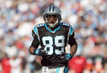 CHARLOTTE, NC - NOVEMBER 15:  Steve Smith #89 of the Carolina Panthers jogs on the field during the game against the Atlanta Falcons at Bank of America Stadium on November 15, 2009 in Charlotte, North Carolina.  (Photo by Streeter Lecka/Getty Images)