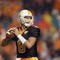 KNOXVILLE, TN - OCTOBER 31:  Quarterback Jonathan Crompton #8 of the Tennessee Volunteers looks to pass the ball during the game against the South Carolina Gamecocks at Neyland Stadium on October 31, 2009 in Knoxville, Tennessee.  (Photo by Streeter Lecka/Getty Images)