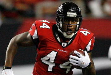 ATLANTA - SEPTEMBER 03:  Jason Snelling #44 of the Atlanta Falcons against the Baltimore Raves at Georgia Dome on September 3, 2009 in Atlanta, Georgia.  (Photo by Kevin C. Cox/Getty Images)