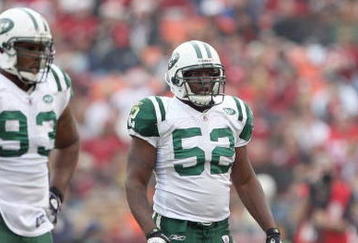 SAN FRANCISCO - DECEMBER 07:  David Harris #52 of the New York Jets stands on the field against the San Francisco 49ers during an NFL game on December 7, 2008 at Candlestick Park in San Francisco, California. (Photo by Jed Jacobsohn/Getty Images)