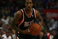 CHICAGO - NOVEMBER 03: Brandon Jennings #3 of the Milwaukee Bucks looks to pass against the Chicago Bulls at the United Center on November 3, 2009 in Chicago, Illinois. The Bulls defeated the Bucks 83-81.  (Photo by Jonathan Daniel/Getty Images)