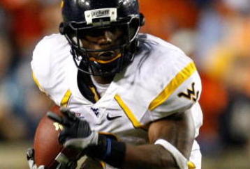 AUBURN, AL - SEPTEMBER 19:  Jock Sanders #9 of the West Virginia Mountaineers against the Auburn Tigers at Jordan-Hare Stadium on September 19, 2009 in Auburn, Alabama.  (Photo by Kevin C. Cox/Getty Images)