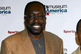 NEW YORK - MAY 06:  (L-R) Former NBA player Earl Monroe and NFL hall of famer Tony Dorsett attend the Sports Museum of America opening night gala on May 06, 2008 in New York City.  (Photo by Scott Wintrow/Getty Images)    