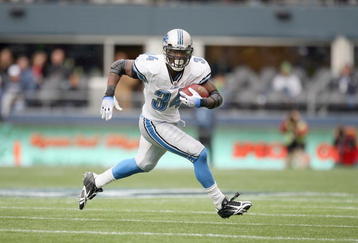 SEATTLE - NOVEMBER 08:  Kevin Smith #34 of the Detroit Lions carries the ball during the game against the Seattle Seahawks on November 8, 2009 at Qwest Field in Seattle, Washington. The Seahawks defeated the Lions 32-20. (Photo by Otto Greule Jr/Getty Images)