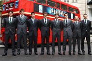 LONDON, ENGLAND - NOVEMBER 20:  (L-R) Fernando Verdasco of Spain, Juan Martin Del Potro of Argentina, Novak Djokovic of Serbia, Roger Federer of Switzerland, Rafael Nadal of Spain, Andy Murray of Great Britain, Nikolay Davydenko of Russia and Robin Soderling of Sweden pose in front of a London Bus during the Barclays ATP World Tour Finals - Media Day at the County Hall Marriot Hotel on November 20, 2009 in London, England.  (Photo by Julian Finney/Getty Images)