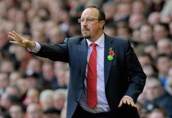 LIVERPOOL, ENGLAND - OCTOBER 25:  Liverpool Manager Rafael Benitez issues instructions during the Barclays Premier League match between Liverpool and Manchester United at Anfield on October 25, 2009 in Liverpool, England.  (Photo by Michael Regan/Getty Images)