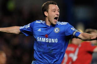 LONDON, ENGLAND - NOVEMBER 08:  John Terry of Chelsea celebrates after scoring the opening goal during the Barclays Premier League match between Chelsea and Manchester United at Stamford Bridge on November 8, 2009 in London, England.  (Photo by Shaun Botterill/Getty Images)
