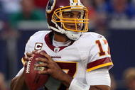 EAST RUTHERFORD, NJ - SEPTEMBER 13:  Jason Campbell #17 of the Washington Redskins looks to throw a pass against the New York Giants on September 13, 2009 at Giants Stadium in East Rutherford, New Jersey.  (Photo by Jim McIsaac/Getty Images)