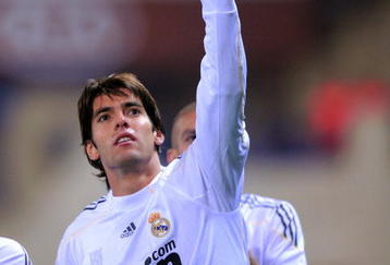 MADRID, SPAIN - NOVEMBER 07: Kaka  of Real Madrid celebrates after scoring Real's first goal during the La Liga match between Atletico Madrid and Real Madrid at the Vicente Calderon Stadium on November 7, 2009 in Madrid, Spain.  (Photo by Denis Doyle/Getty Images)